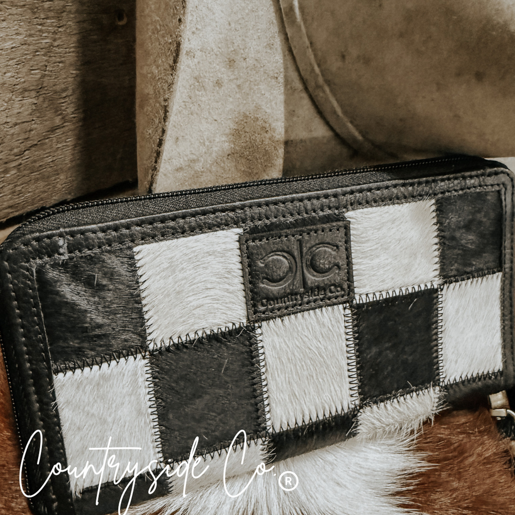 Checkered Cowhide Womens Wallet Wristlet Trendy: Black