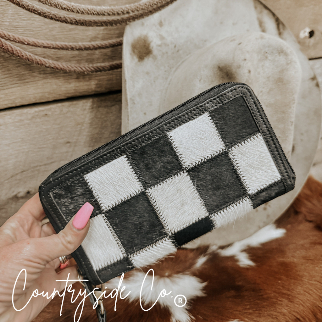 Checkered Cowhide Womens Wallet Wristlet Trendy: Black