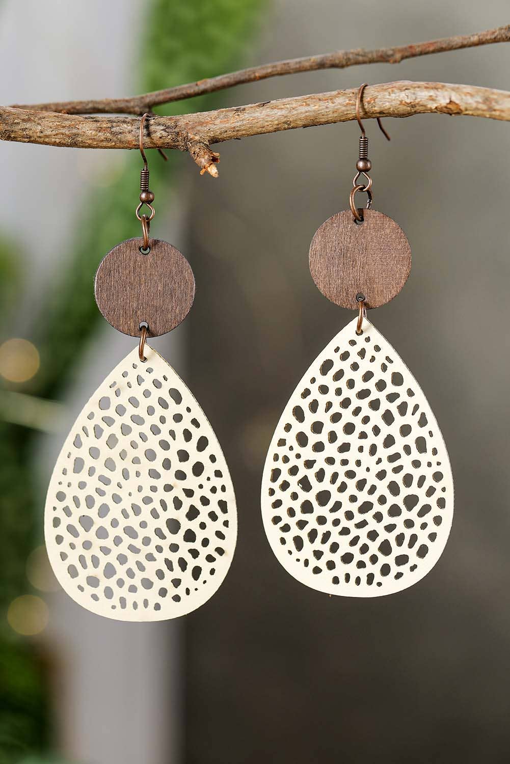Cut-Out Water Drop Hook Earrings: Apricot / 95%PU+5%Alloy / ONE SIZE