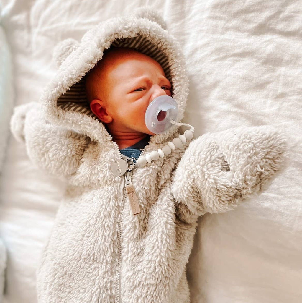 Ali+Oli Silicone Pacifier Clip | Mini Lentil: Mint