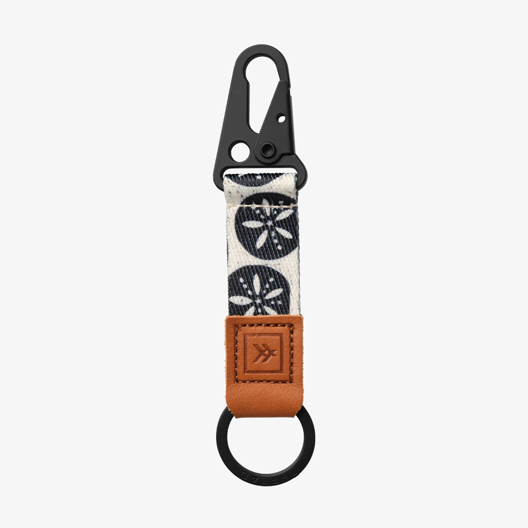 Sand Dollar Black - Keychain Clip: Sand Dollar Black