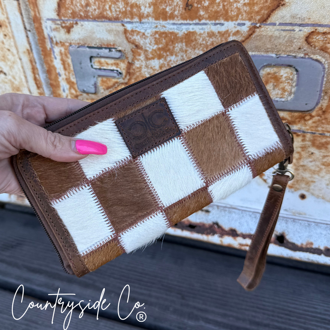 Checkered Cowhide Womens Wallet Wristlet Trendy: Brown