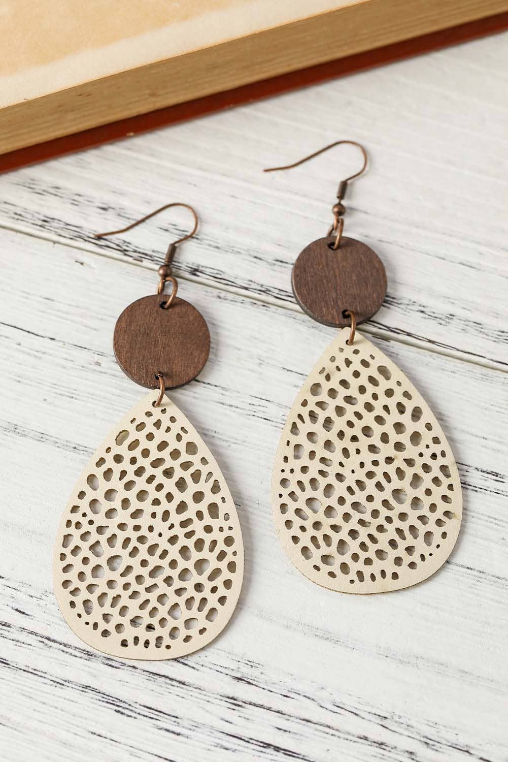Cut-Out Water Drop Hook Earrings: Apricot / 95%PU+5%Alloy / ONE SIZE