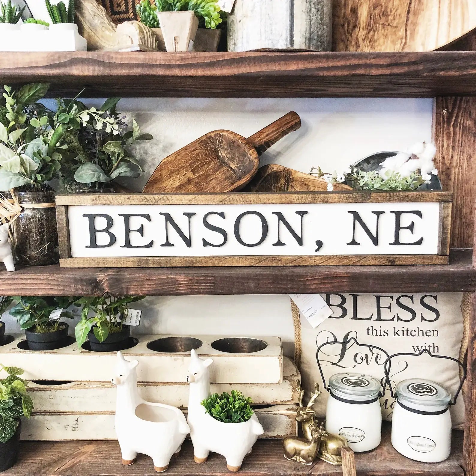 Alton Bay, Alton, Lake Custom Signs