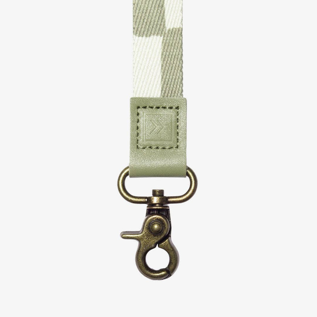 Scout - Wristlet Keychain: Cream/Green