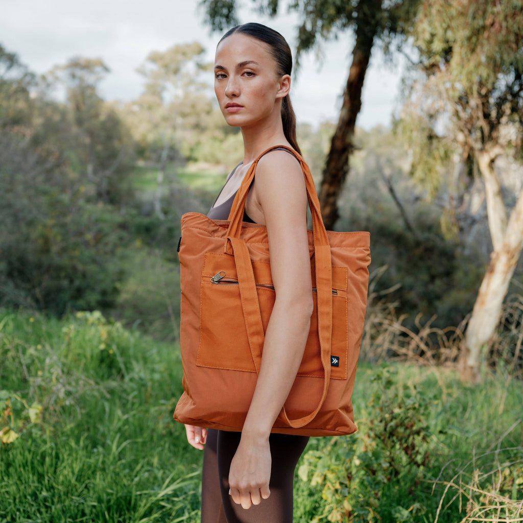 Honey - Utility Tote Bag: Brown